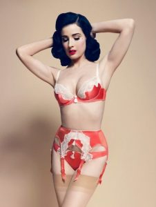 Pin up нижнее белье